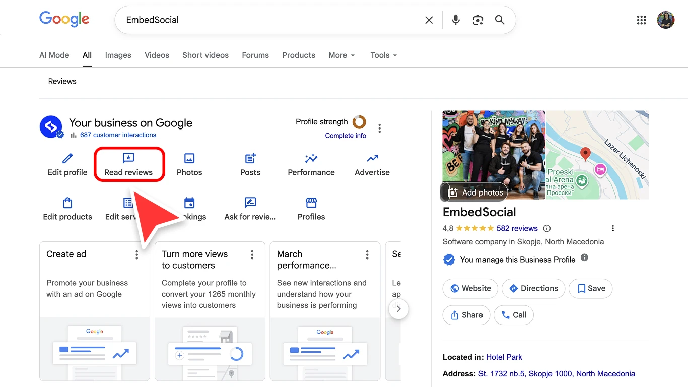 ビジネスのGoogle検索結果画面で「Your business on Google」ダッシュボードウィジェットの「Read reviews」オプションがハイライト表示されている